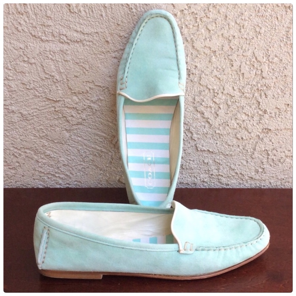 ❌❌ SOLD ❌❌    GORGEOUS!! Tiffany Blue Loafers